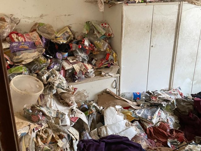 Schlafzimmer vor der Räumung